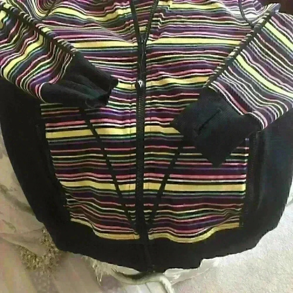 IVIVVA By Lululemon Girls Striped Hoodie Zip Jacket Multicolor See Measurements - Picture 4 of 8